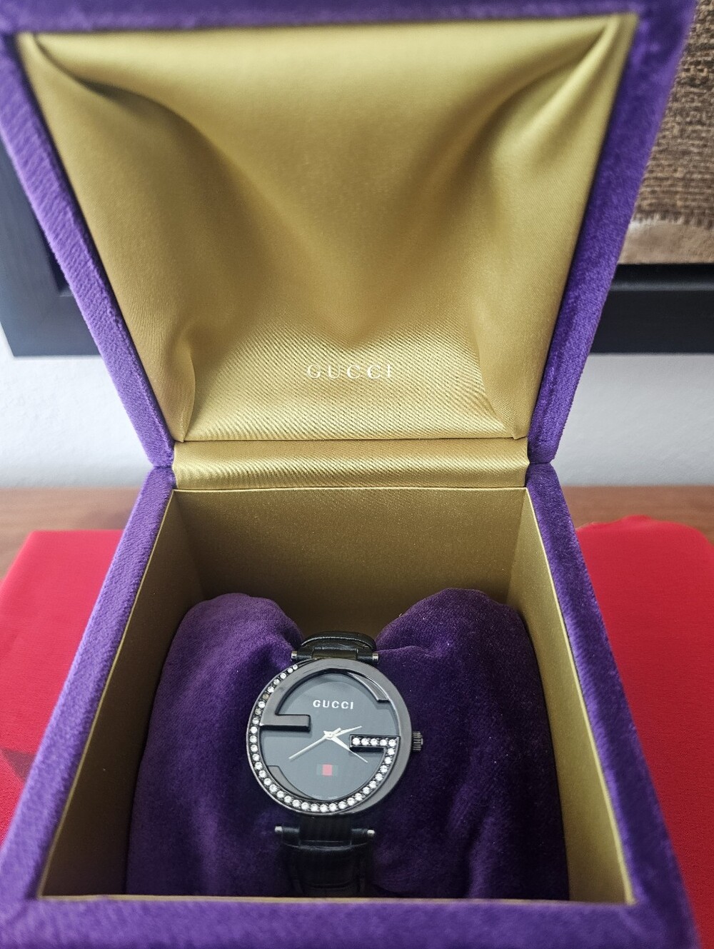 GUCCI BLACK DIAL WATCH